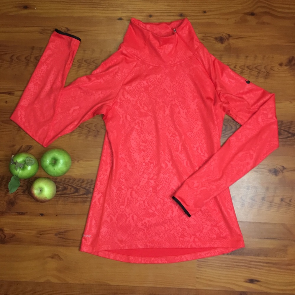 Nike Dri-fit ❤️ Pullover with Shoulder Zipper